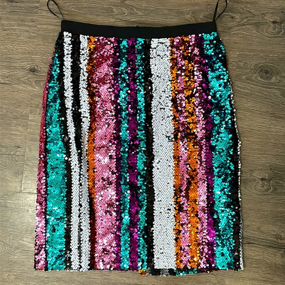Davi and Dani Sequin Skirt - Picture 1 of 4